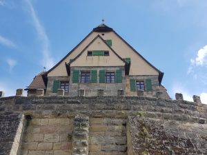 Read more about the article Fensterläden in Heroldsberg